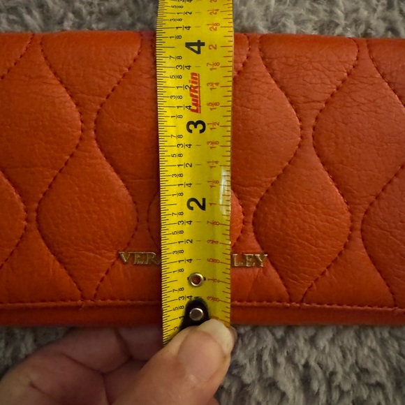 VERA BRADLEY Audrey Leather Quilted Orange Wallet - Picture 14 of 15